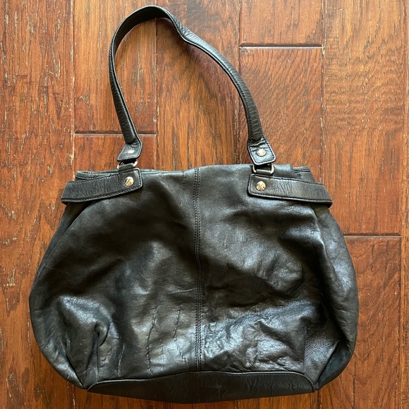 Vintage L.A.M.B. 100% Leather Front Double Zip Pocket Shoulder Bag - Picture 7 of 15